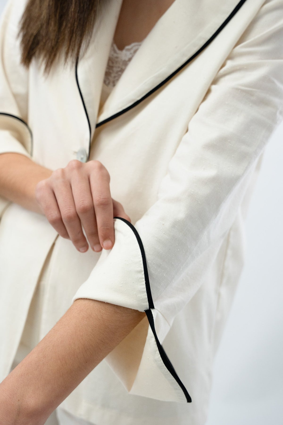 Traje Margarita, primer plano del tejido y el vivo