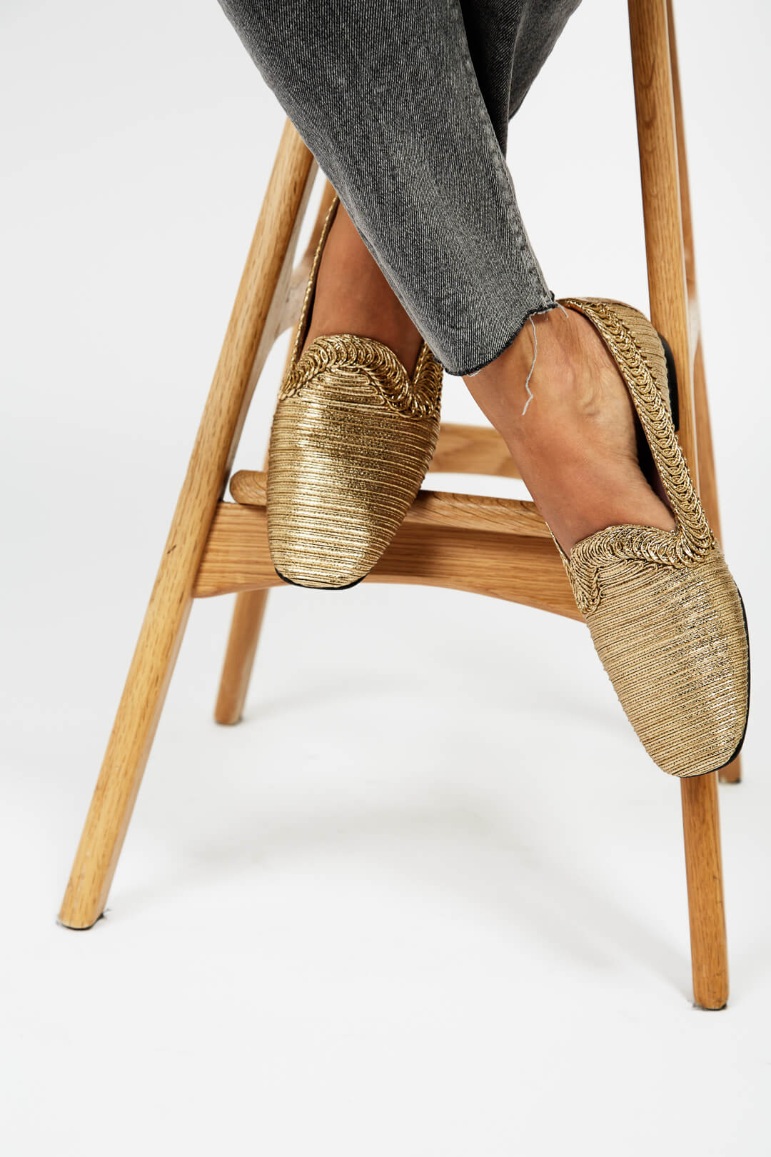 Mocasín NY metalizado oro