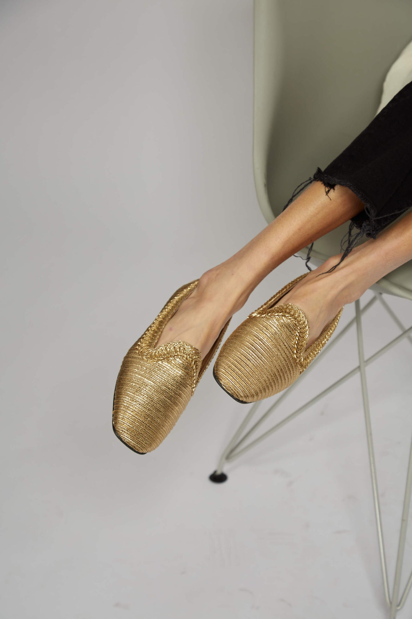 Mocasín NY metalizado oro