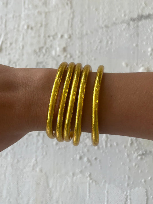 Pack-5-Pulseras-Basic-Pan-de-Oro-Pippa-Goldâ€”set-de-pulseras-artesanales-con-pan-de-oro-encapsulado-en-resinaâ€”diseÃ±o-elegante-y-versÃ¡til-para-combinar-en-cualquier-ocasiÃ³n